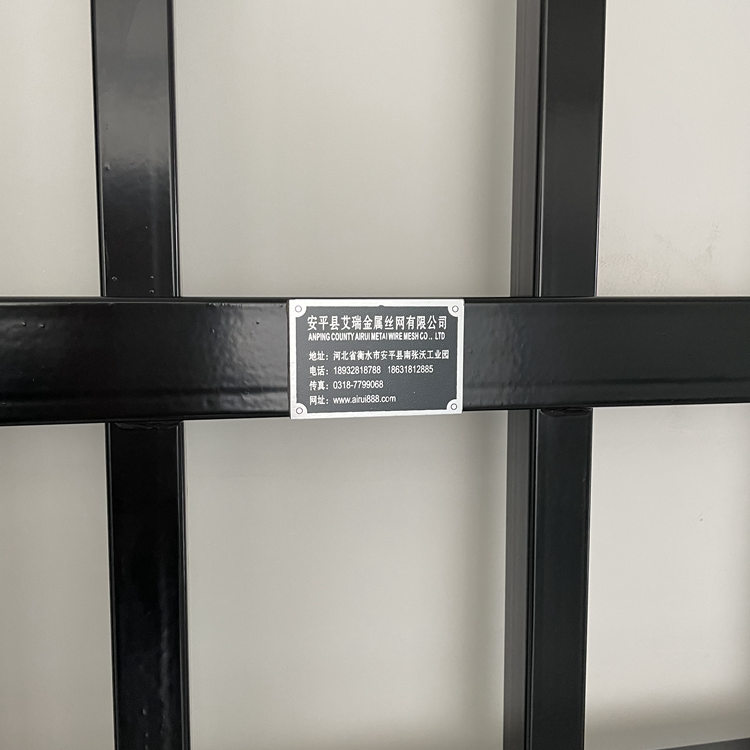 小區圍墻護欄價格及規(guī)格